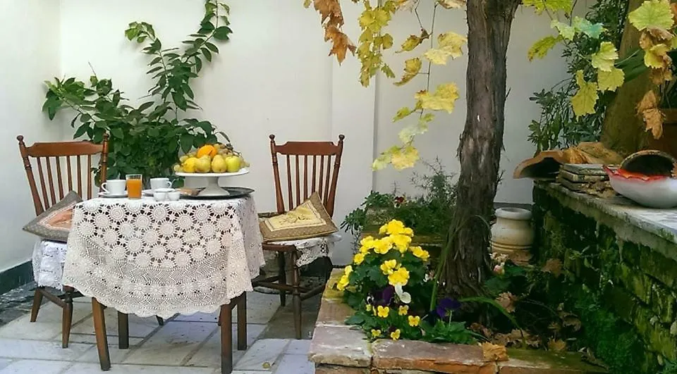 Casa Vacanze Carrara Bed & Breakfast