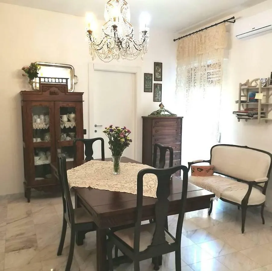 Casa Vacanze Carrara 0*,  Italia